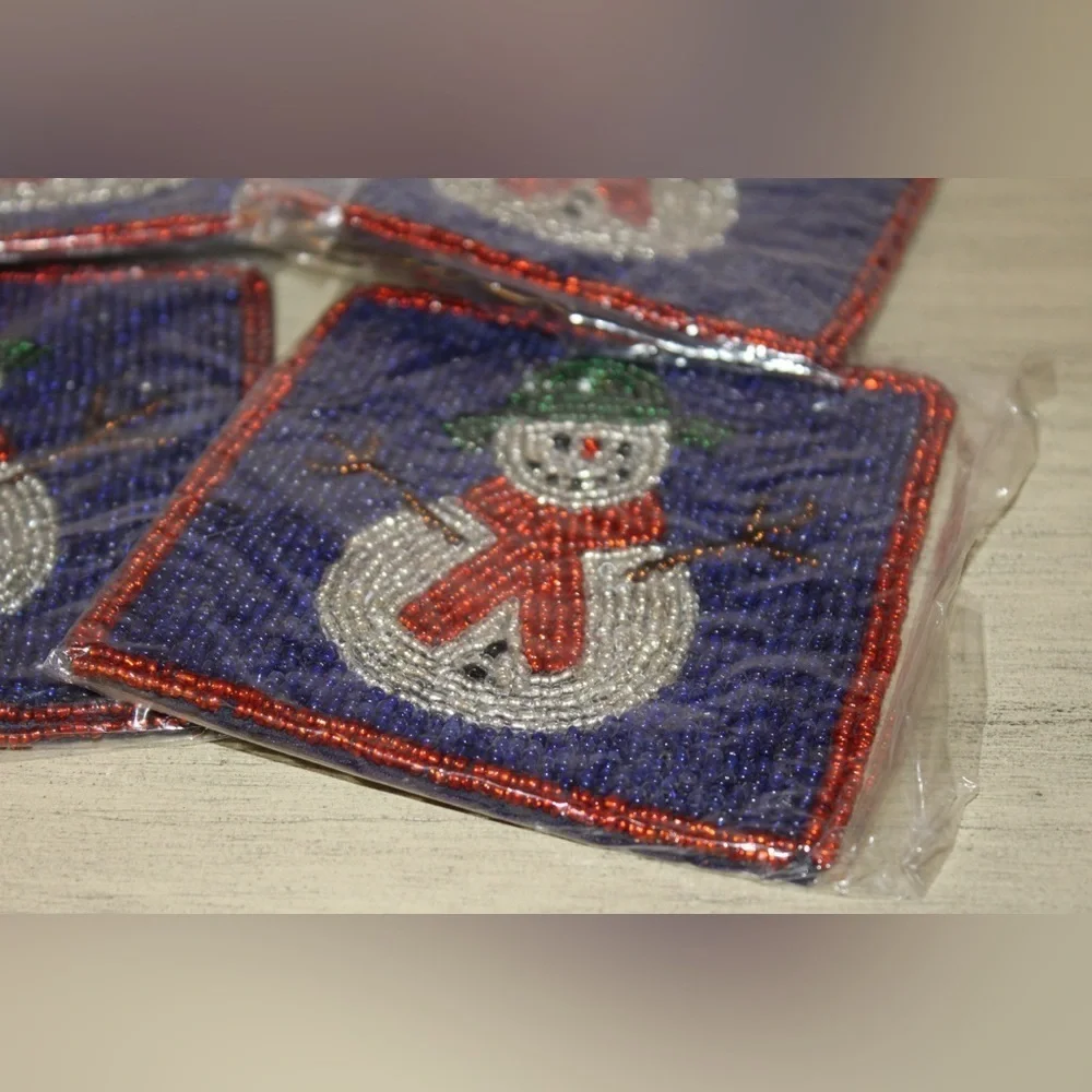 CRATE & BARREL Beaded Snowman Coasters Set of 4 BRAND NEW in packaging HOLIDAY